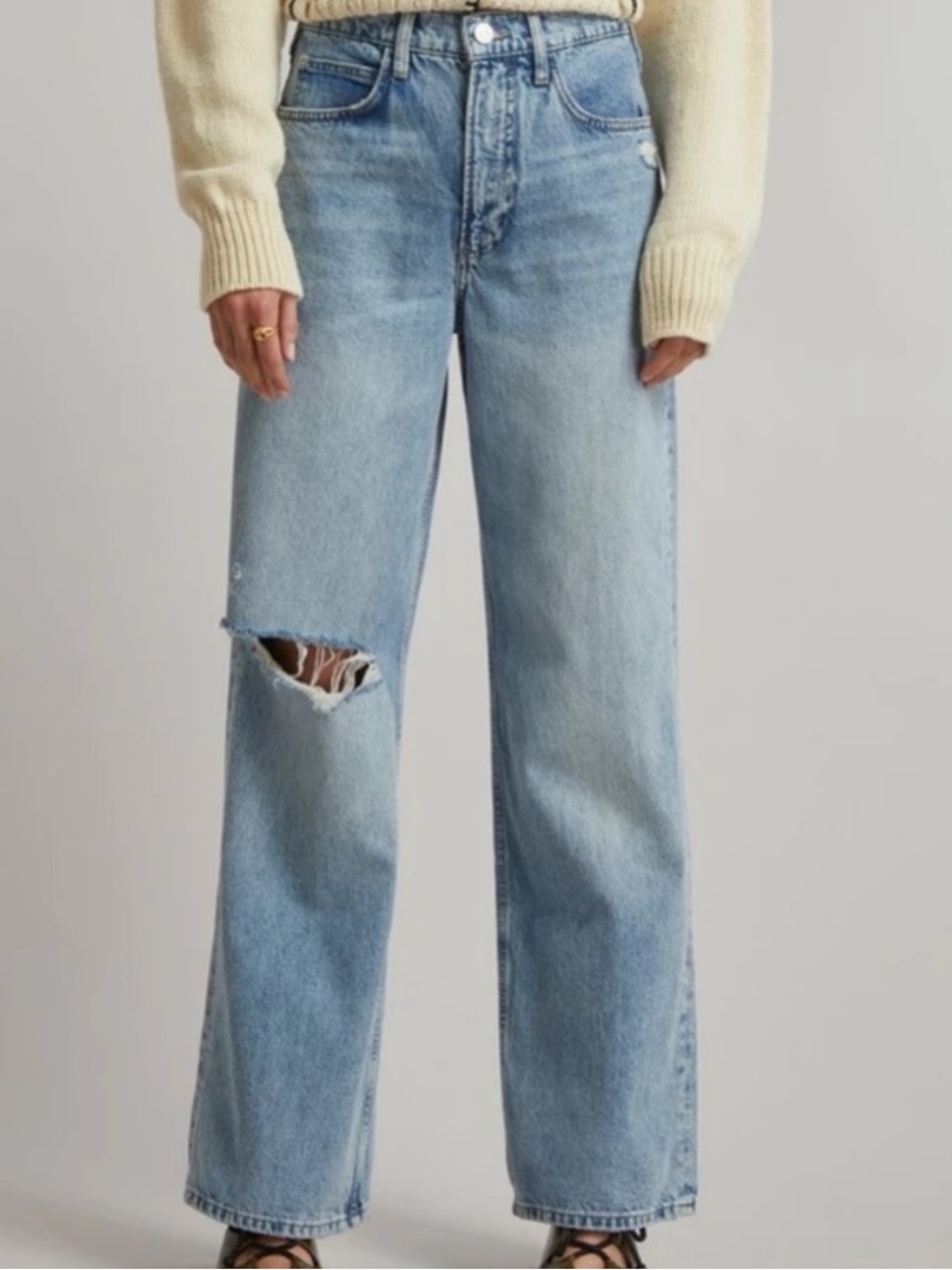 Frame Denim Le High N Tight Wide
Leg Bilson Rips Wash
Distressed Jeans Size 25 - Picture 2 of 3